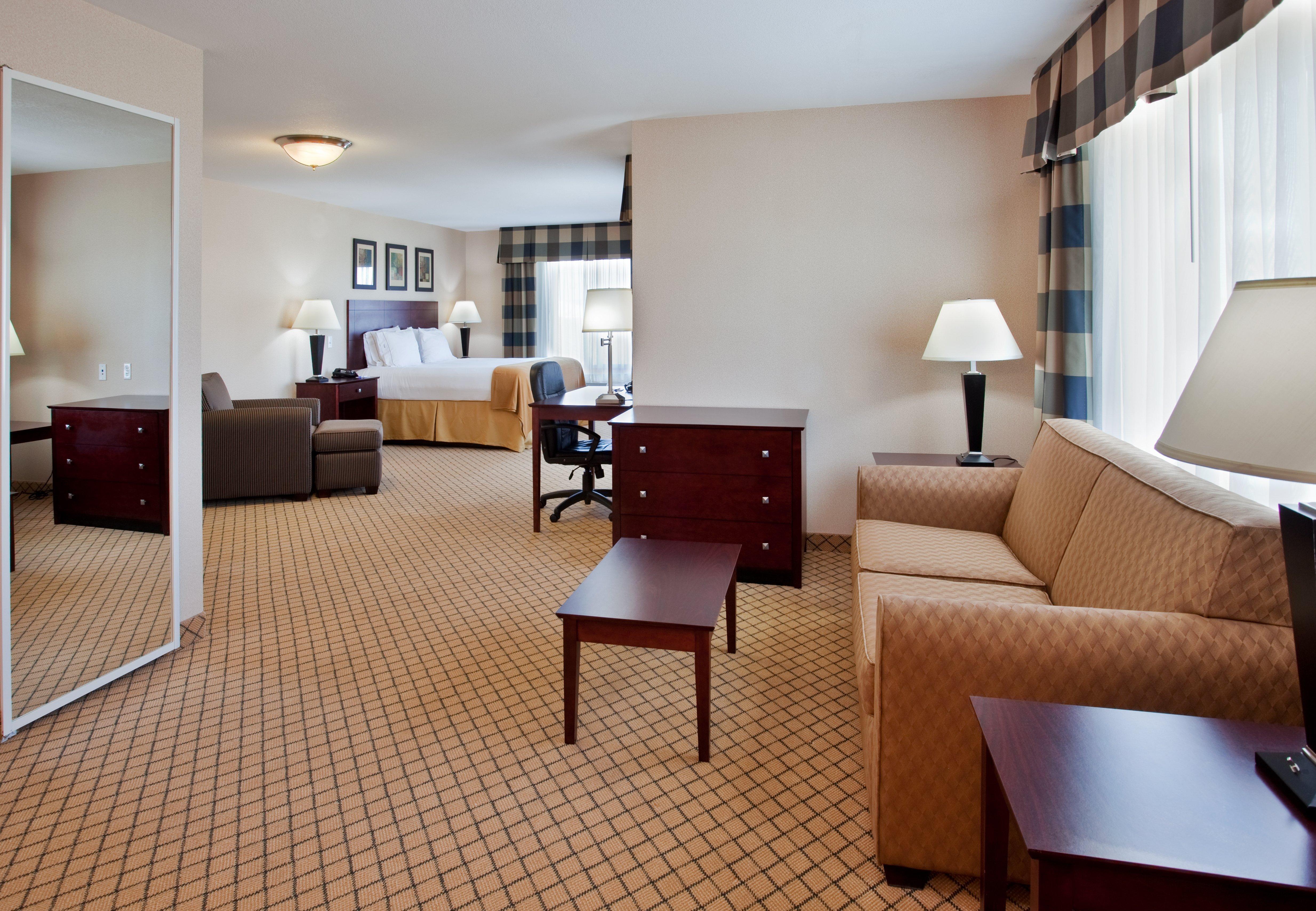 Holiday Inn Express Hotel & Suites Wichita Airport By Ihg Εξωτερικό φωτογραφία