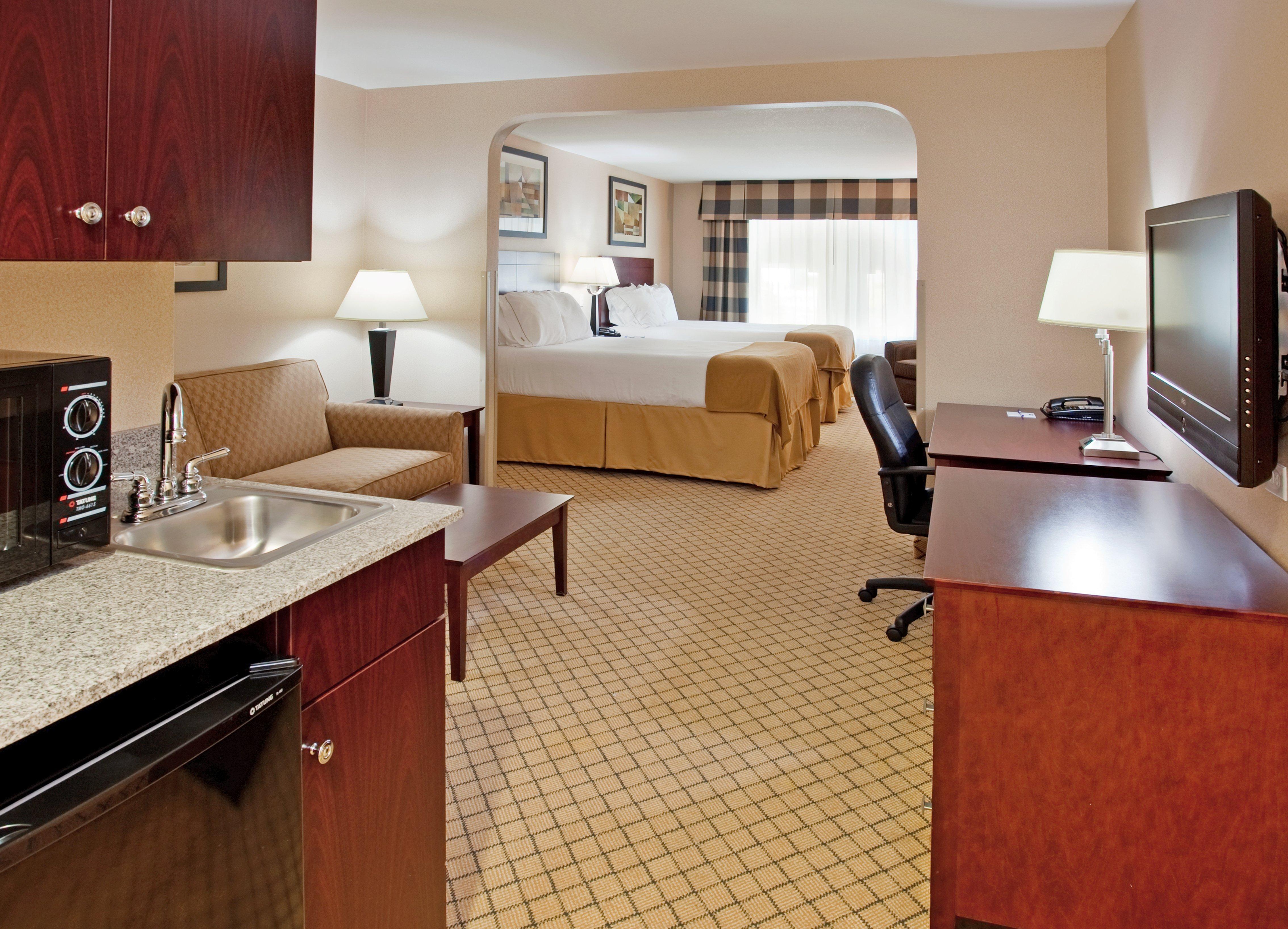 Holiday Inn Express Hotel & Suites Wichita Airport By Ihg Εξωτερικό φωτογραφία