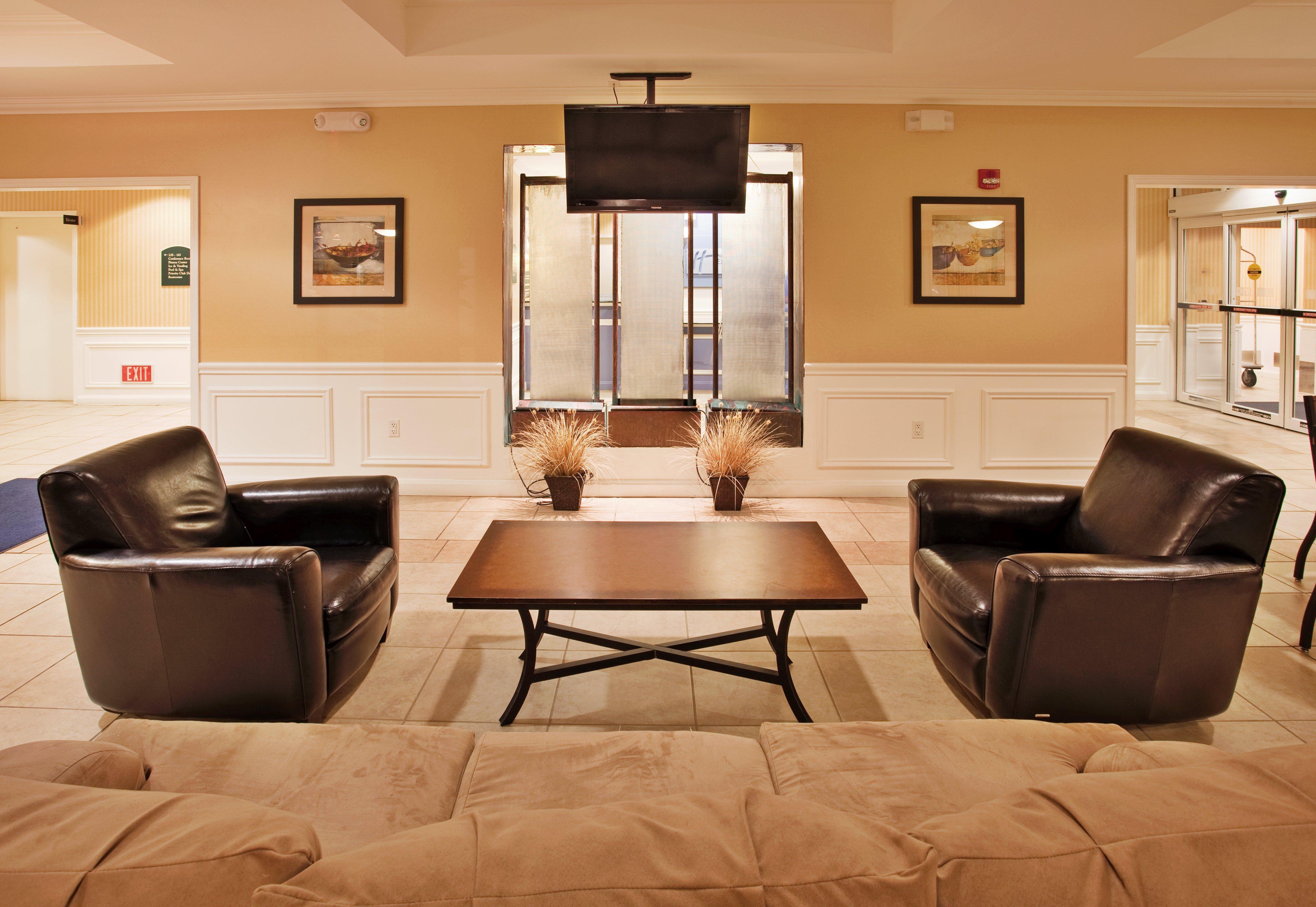 Holiday Inn Express Hotel & Suites Wichita Airport By Ihg Εξωτερικό φωτογραφία